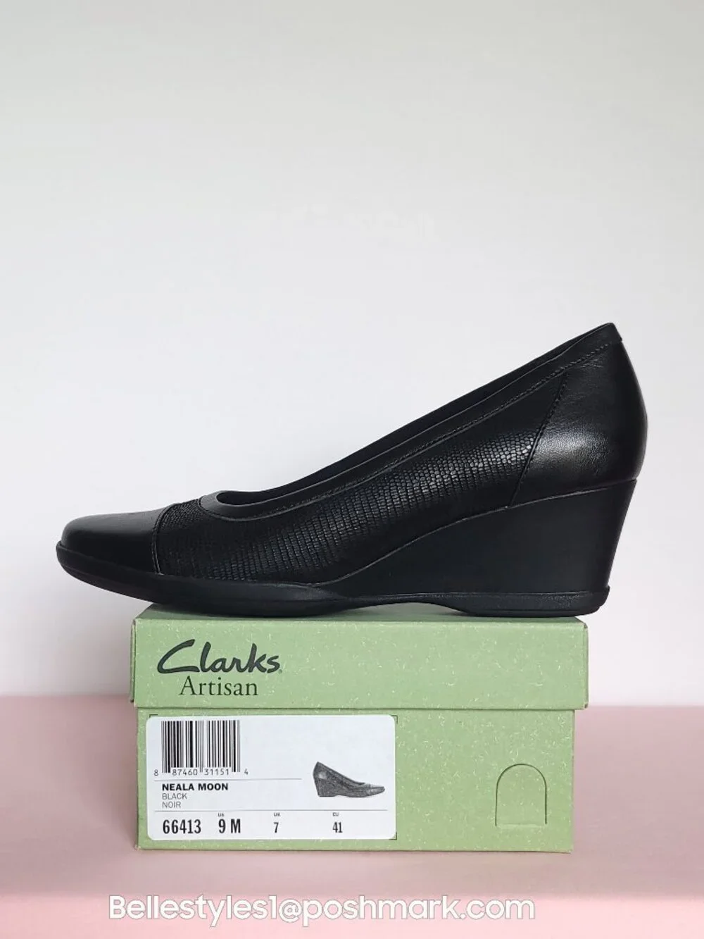 CLARKS Artisan Neala Moon Slip-On Wedge Pumps- Black color- Women's Size 9M⭐